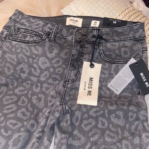 Miss Me Brand New Leopard Skinny Jeans